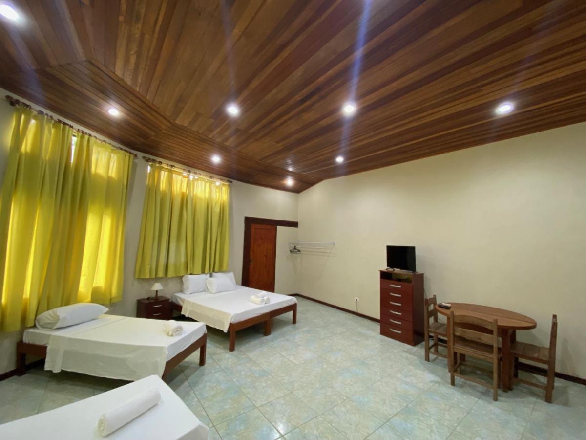 Hotel Fazenda Bonanza Енженнейру-Паулу-ді-Фронтін Екстер'єр фото