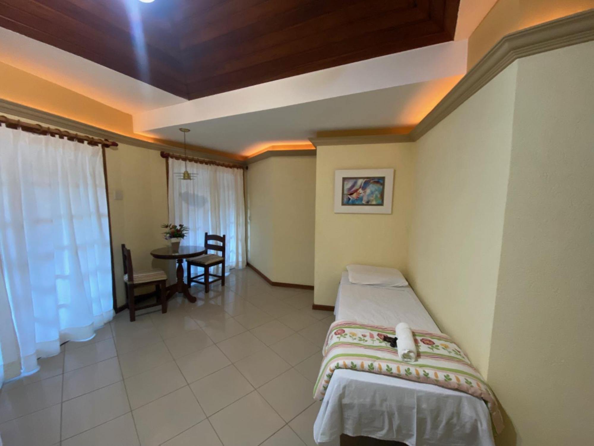 Hotel Fazenda Bonanza Енженнейру-Паулу-ді-Фронтін Екстер'єр фото